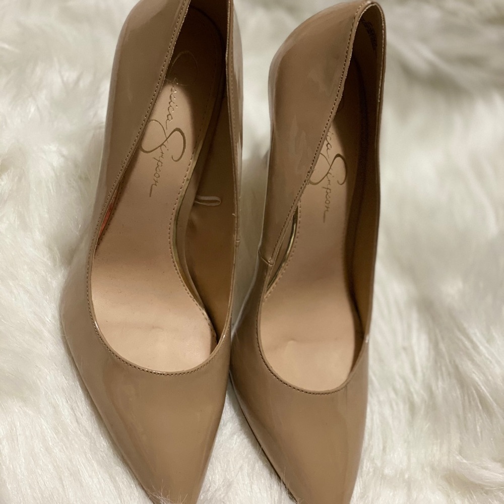 Used Shoe - Picture 3 of 3
